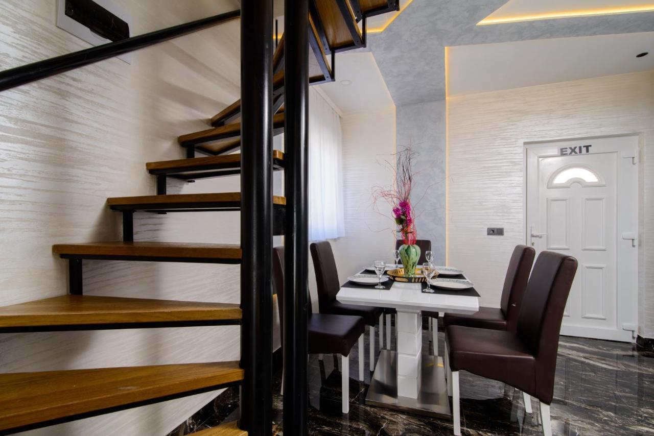 Villa Etta Ciovo โตรกีร์ ภายนอก รูปภาพ